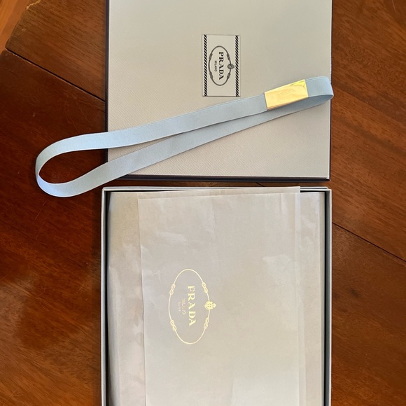 Prada James Jean  Fantasy collection! New in Box with tag. silk! - Picture 10 of 11